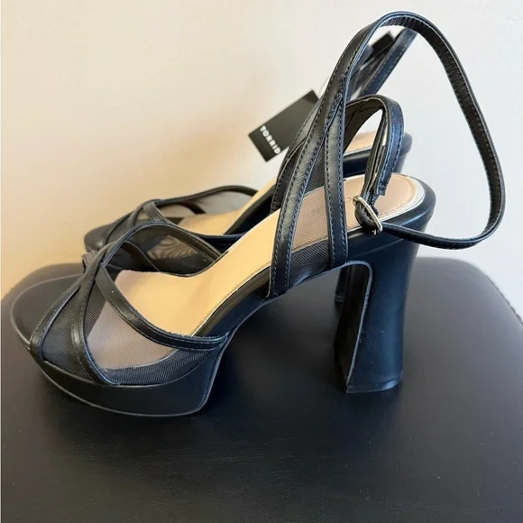 Platform Block Heel Sandal - Picture 4 of 14